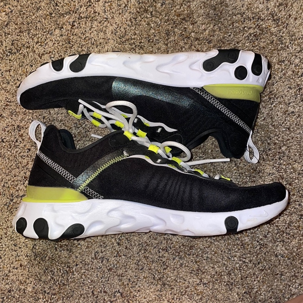 Nike Womens React - image 1